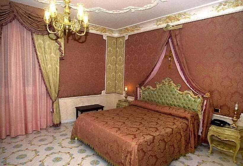 اتاق استاندارد, Grand Hotel La Sonrisa