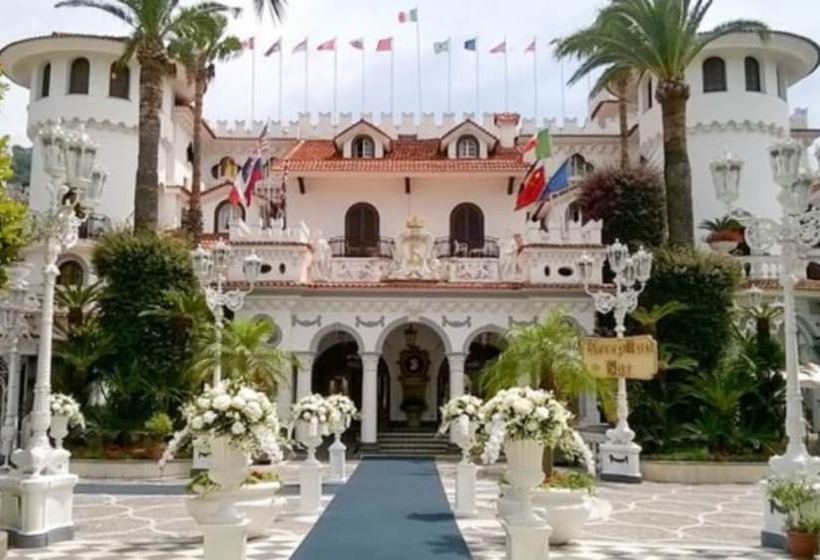 اتاق استاندارد سه نفره, Grand Hotel La Sonrisa