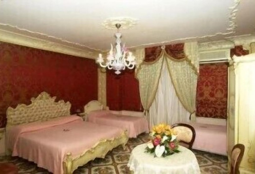 اتاق استاندارد سه نفره, Grand Hotel La Sonrisa