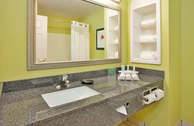 اتاق استاندارد, Holiday Inn Express Kearney, An Ihg