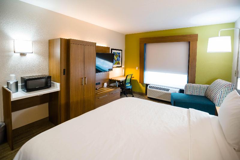 اتاق استاندارد با تخت بزرگ, Holiday Inn Express & Suites Knoxville Farragut, An Ihg