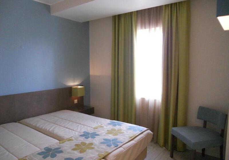 سوییت جونیور, Inatel Porto Santo