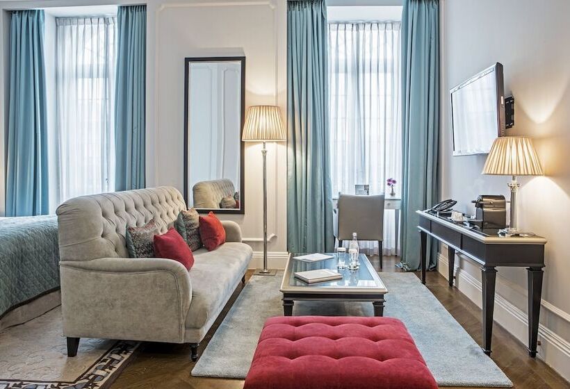 سوییت جونیور, Intercontinental Porto   Palacio Das Cardosas, An Ihg