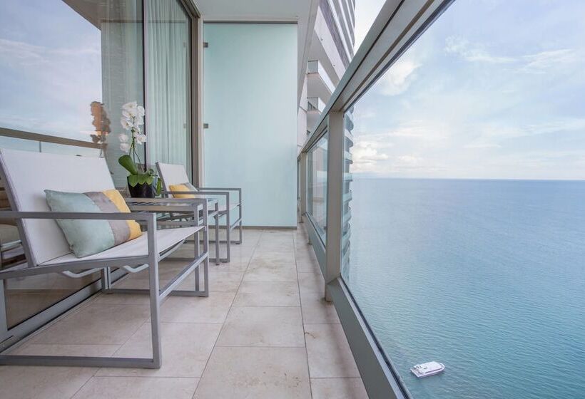 اتاق لوکس با چشم‌انداز دریا, Jw Marriott Panama