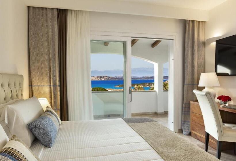 اتاق پرمیوم با چشم‌انداز دریا, La Rocca Resort & Spa