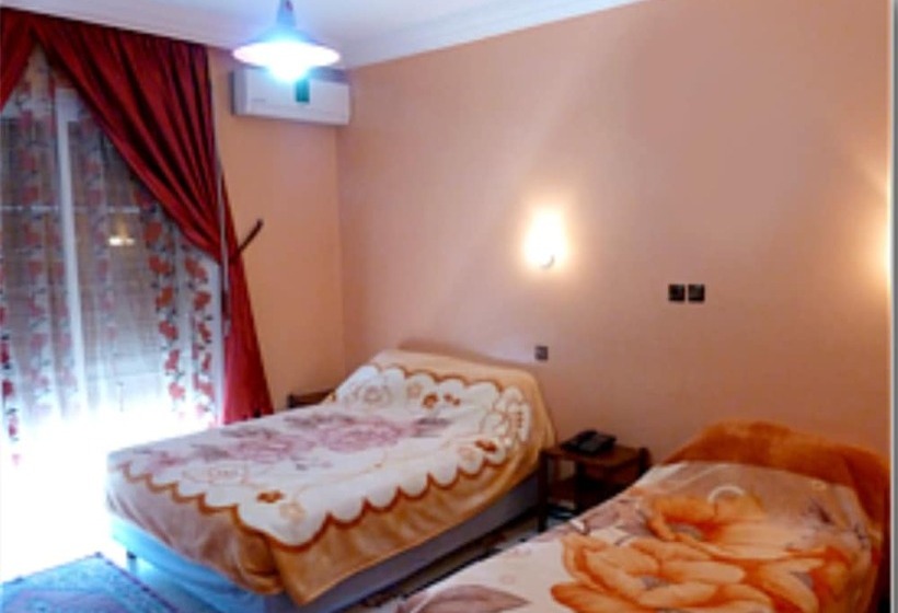 اتاق اکونومی, Les Palmiers