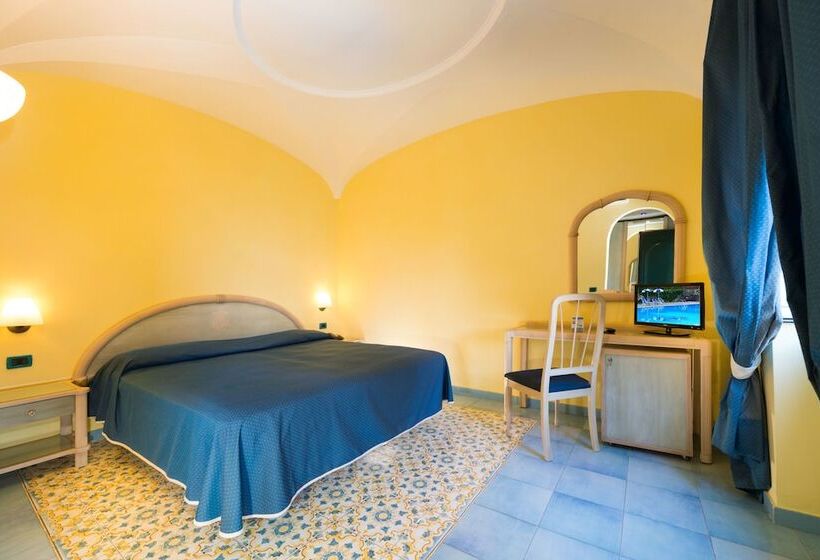 اتاق اکونومی, Oasi Castiglione