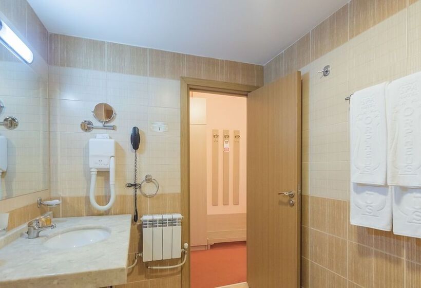 استودیوی پریمیوم, Orpheus   Casino And Spa