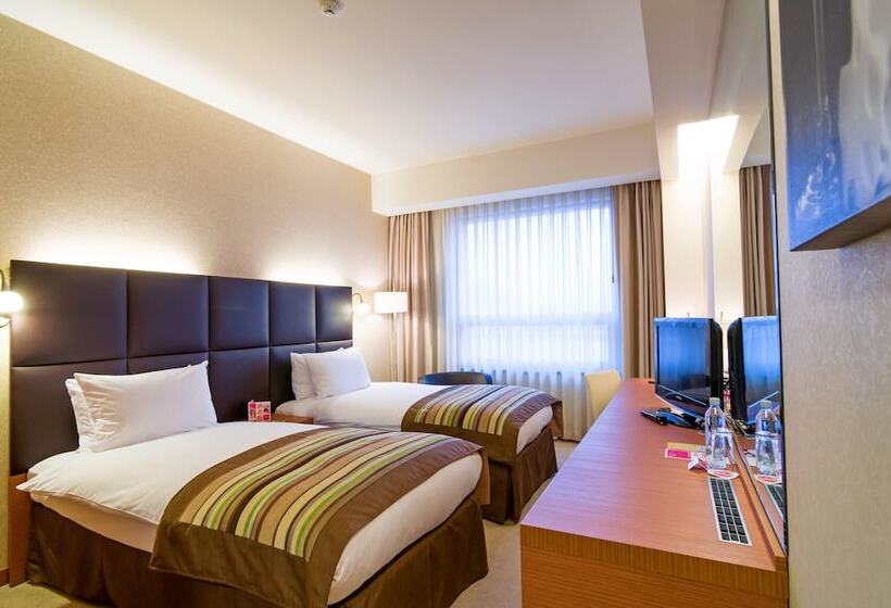 Chambre Deluxe, Ramada By Wyndham Oradea