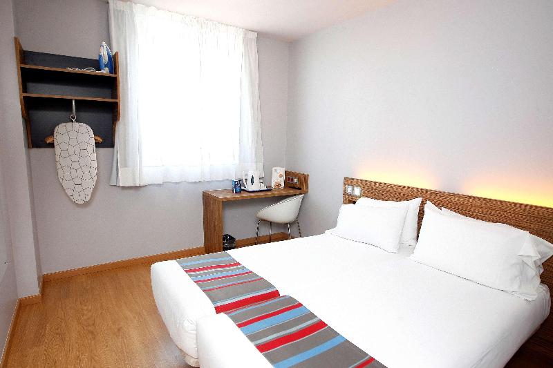 اتاق استاندارد, Travelodge Valencia Aeropuerto