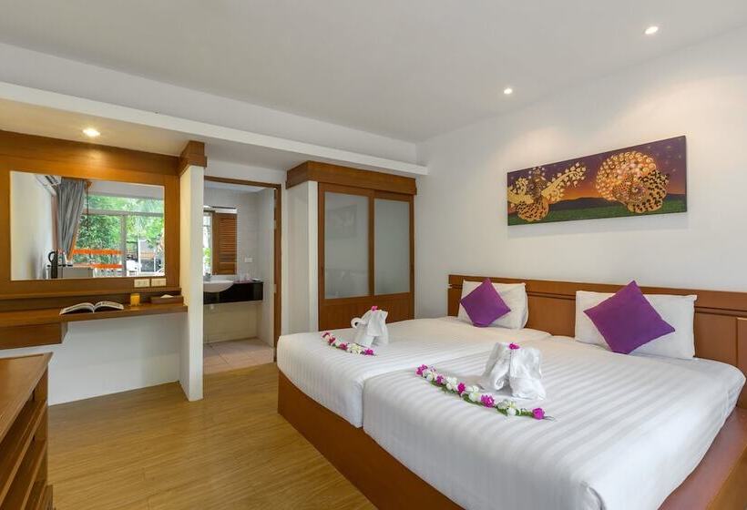 غرفة سوبيريور مطلّة علي الحديقة, Phuket Sea Resort