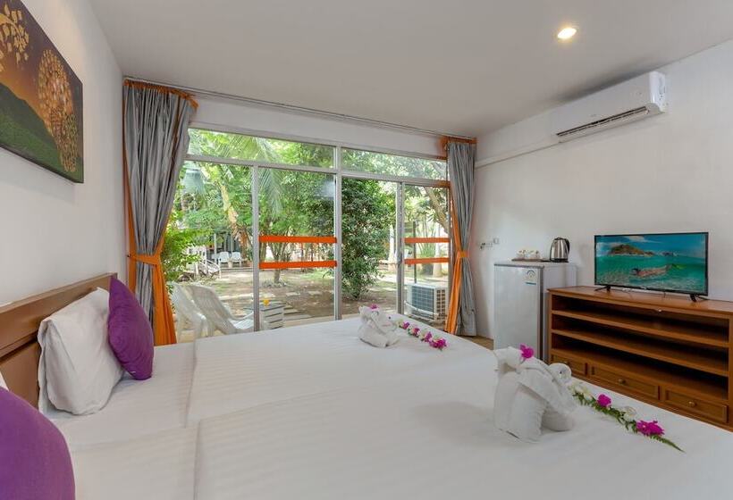 غرفة سوبيريور مطلّة علي الحديقة, Phuket Sea Resort