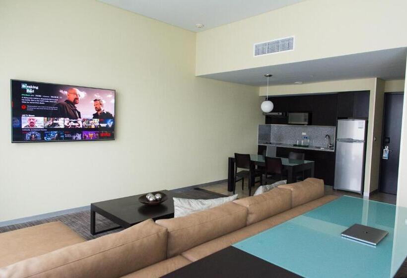 مجموعه ویستا شهر, Stadia Suites Mexico City Santa Fe