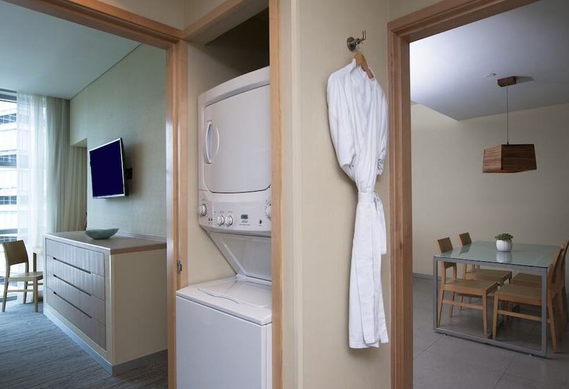 سوییت اجرایی, Stadia Suites Mexico City Santa Fe