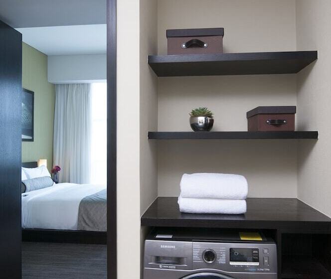 سوییت, Stadia Suites Mexico City Santa Fe