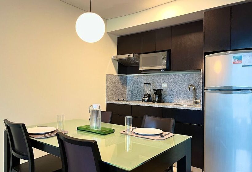 سوییت, Stadia Suites Mexico City Santa Fe