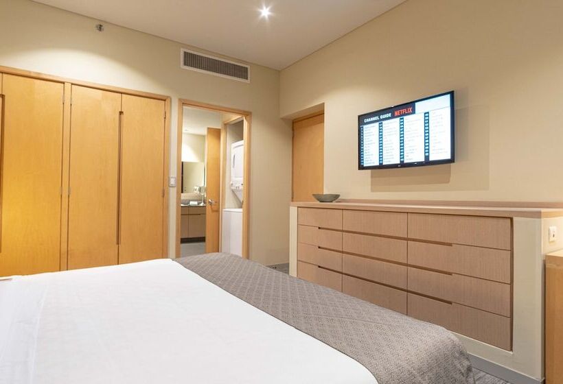 سوئیت مستر, Stadia Suites Mexico City Santa Fe