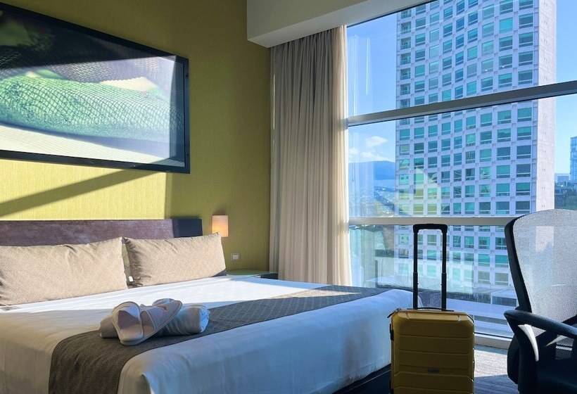 مجموعه ویستا شهر, Stadia Suites Mexico City Santa Fe