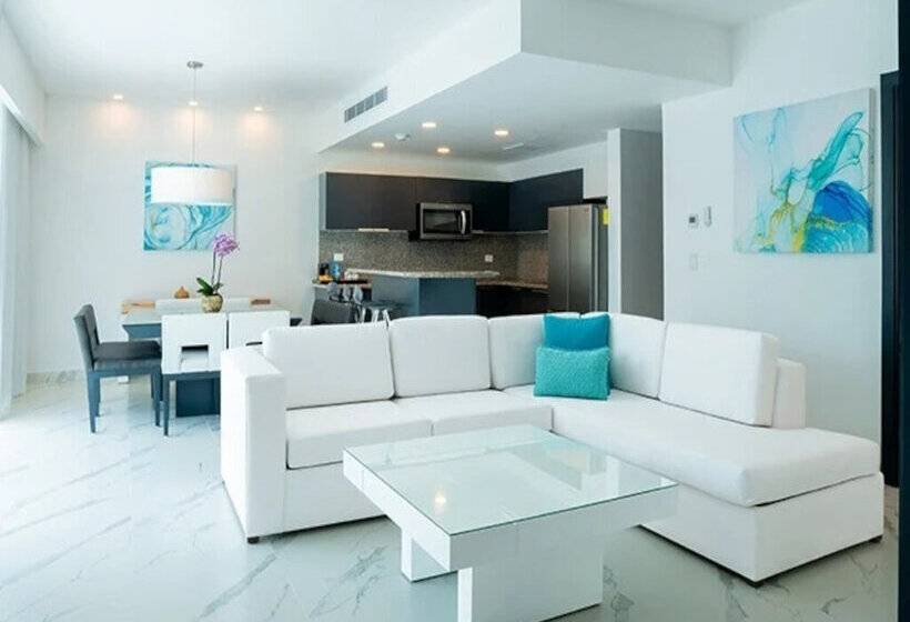 3 Bedroom Suite, The Fives Beach Hotel & Residences - All Inclusive