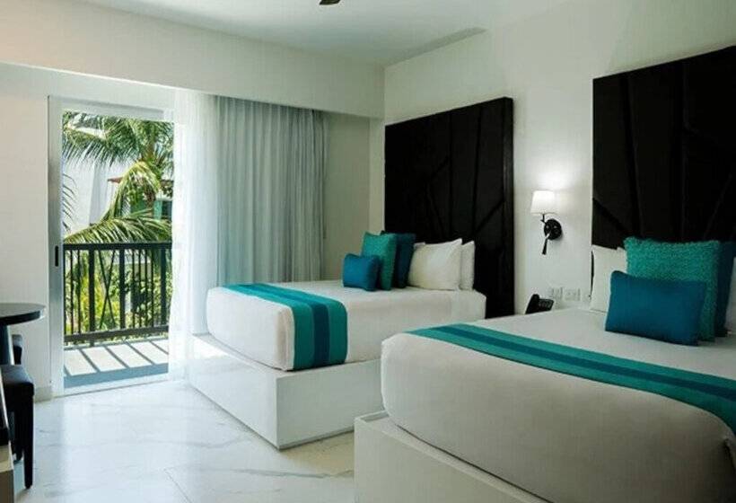 3 Bedroom Suite, The Fives Beach Hotel & Residences - All Inclusive