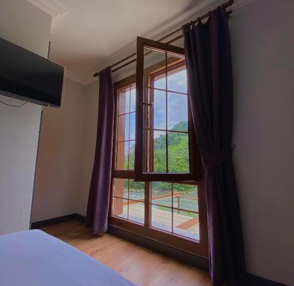 اتاق استاندارد با چشم‌انداز دریاچه, Didi Butik Otel