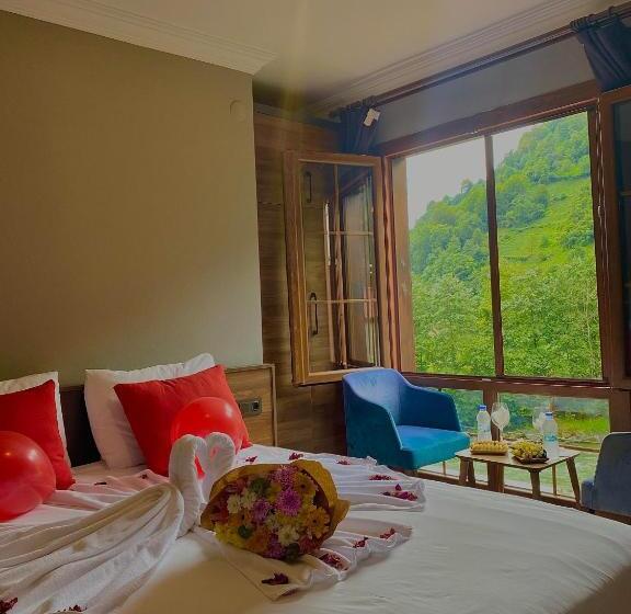 اتاق استاندارد با چشم‌انداز دریاچه, Didi Butik Otel