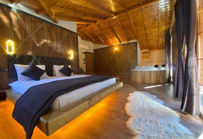 سوییت با چشم‌انداز کوه, Didi Butik Otel