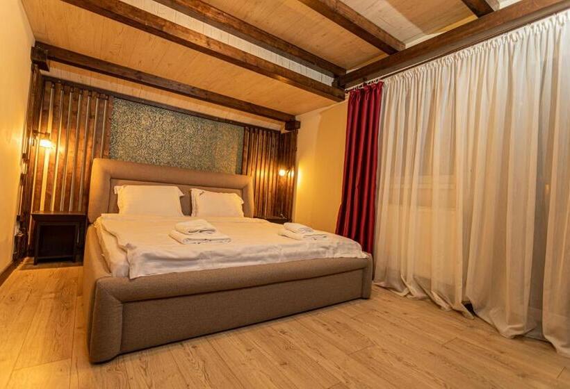 اتاق استاندارد با تخت بزرگ, Pensiunea Aria Paltinis