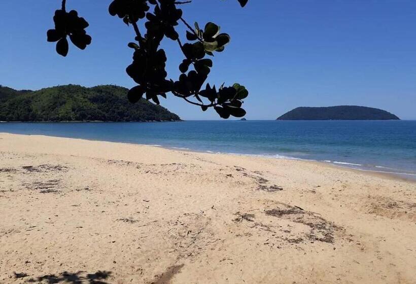 اتاق استاندارد با چشم‌انداز کوهستان, Ubatuba Surf Hostel, Apenas A 60 Metros Da Praia Da Lagoinha!