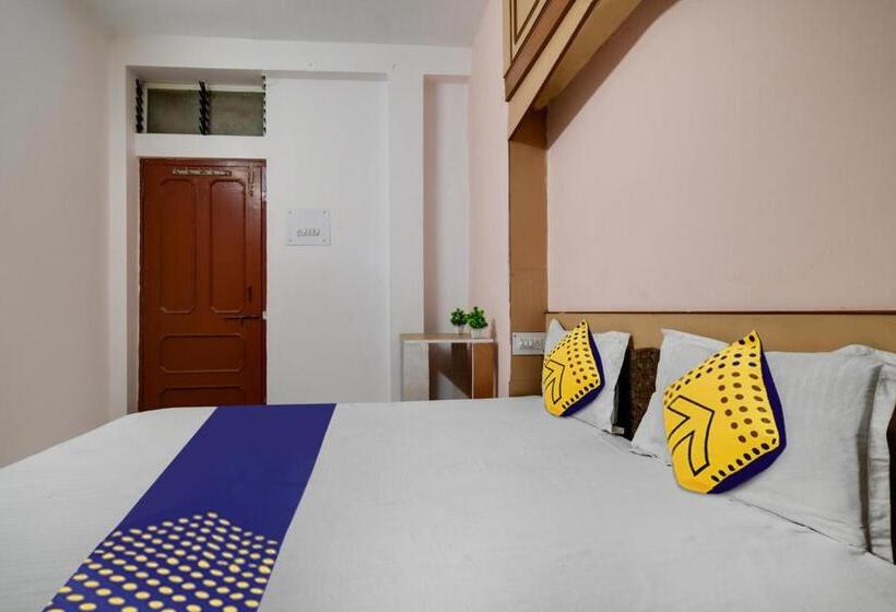 اتاق کلاسیک سه تخته, Spot On Hotel City Inn