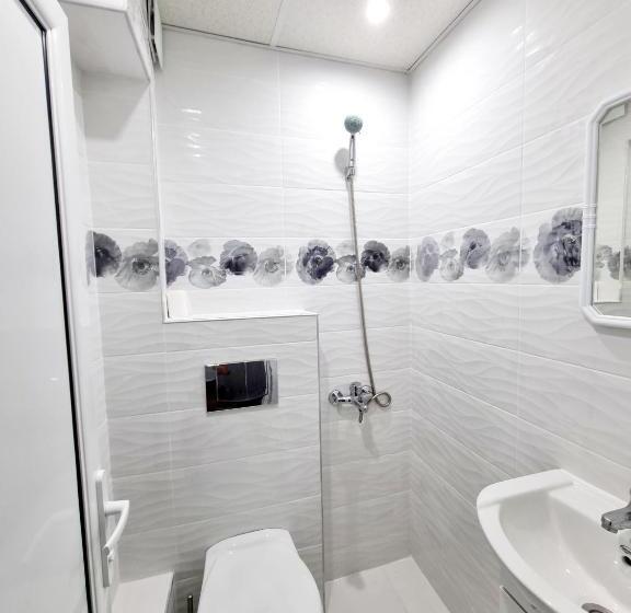 اتاق استاندارد با بالکن, Motel Thessaloniki