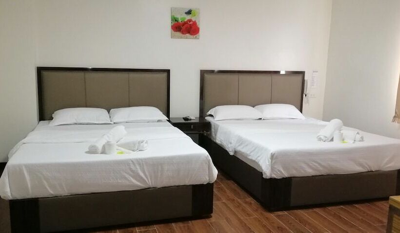 اتاق خانوادگی, Meaco Royal Hotel   Biñan Laguna