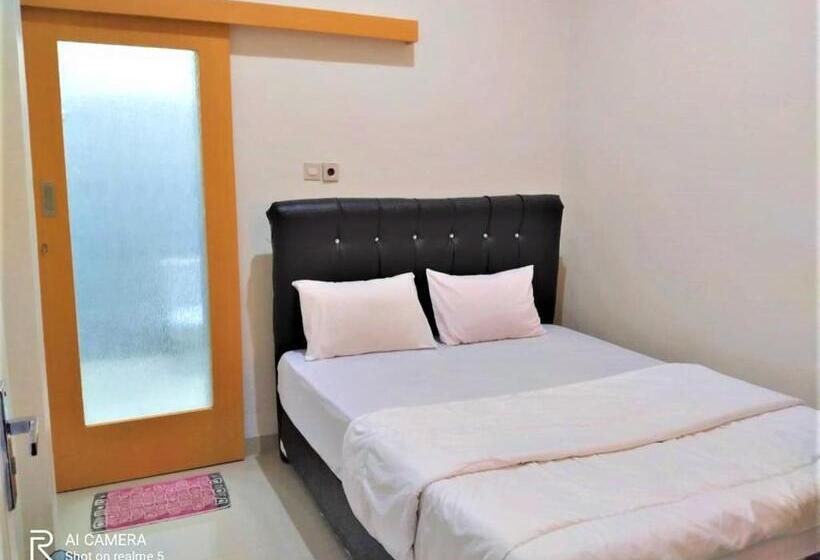 اتاق لوکس, Wisma Maestro Toraja Mitra Reddoorz