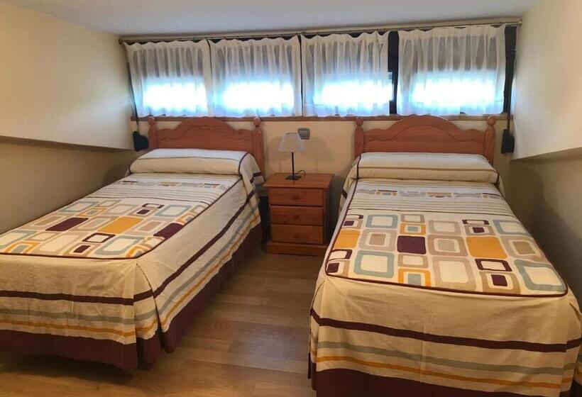 اتاق اکونومی, Residencial Santamaría