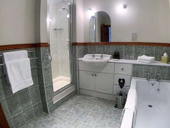 اتاق سوپریور, Ardno House B & B