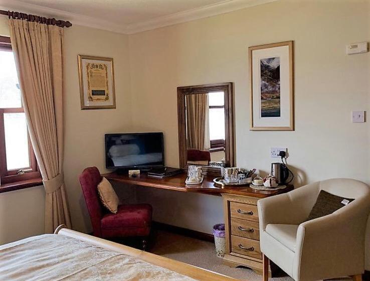 اتاق سوپریور, Ardno House B & B
