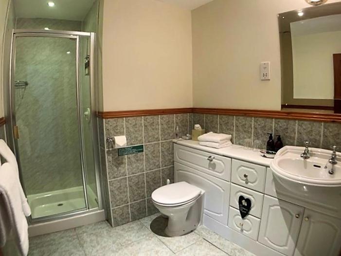 اتاق سوپریور, Ardno House B & B