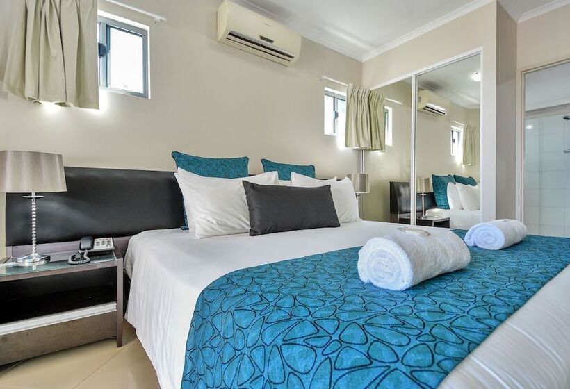 2 Bedroom Premium Apartment, Argus Apartments Darwin