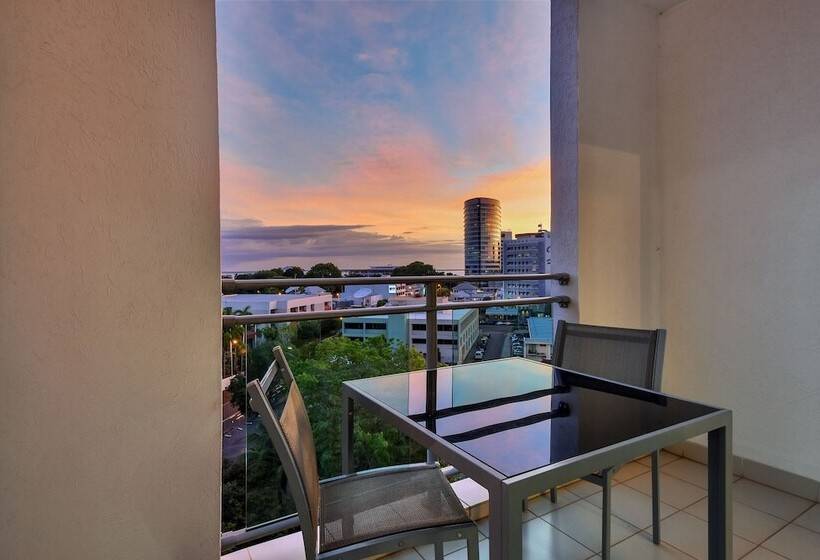 2 Bedroom Premium Apartment, Argus Apartments Darwin