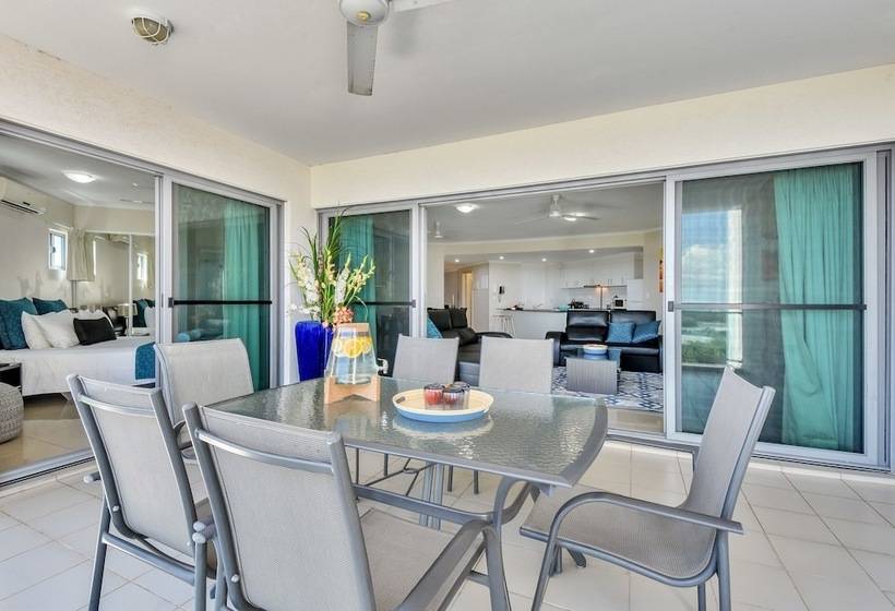 3 Bedroom Premium Apartment, Argus Apartments Darwin