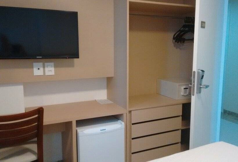 Quarto Economy, Atalaia Apart