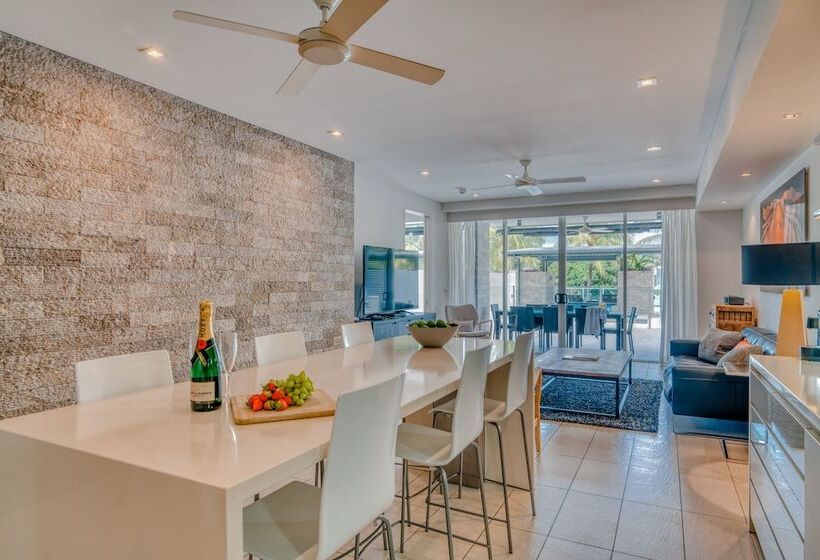 테라스가 있는 2 베드룸 아파트, Coconut Grove