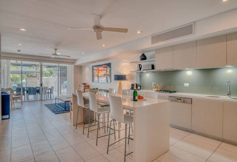 테라스가 있는 2 베드룸 아파트, Coconut Grove