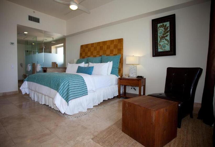 سوییت اجرایی, Corazón Cabo, a Noble House Resort