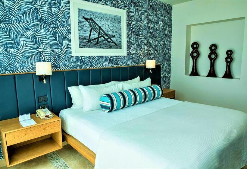 سوییت اجرایی, Corazón Cabo, a Noble House Resort