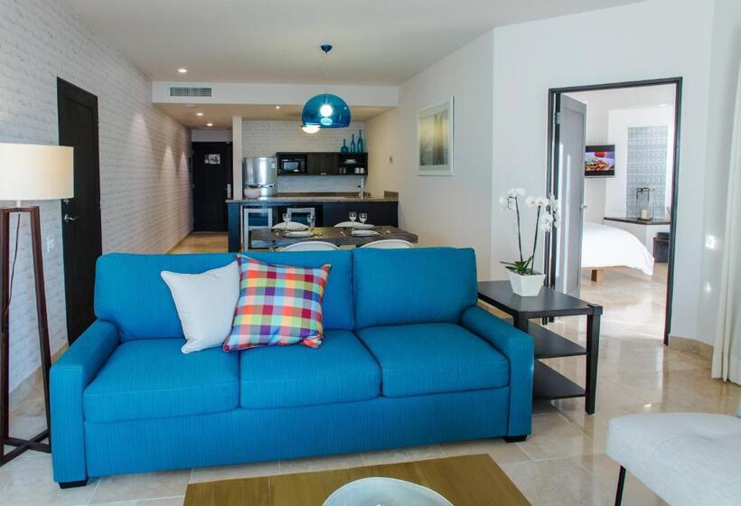 سوییت اجرایی, Corazón Cabo, a Noble House Resort