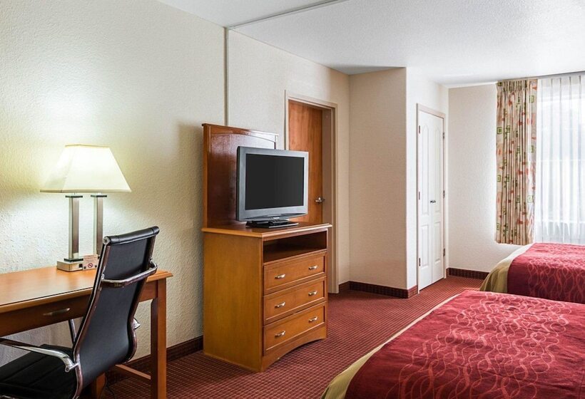 Suite, Comfort Inn & Suites Chesapeake  Portsmouth