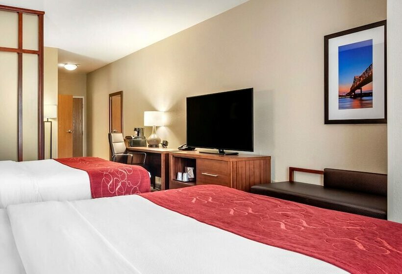 Suite Adapted for people with reduced mobility, Comfort Suites Airport