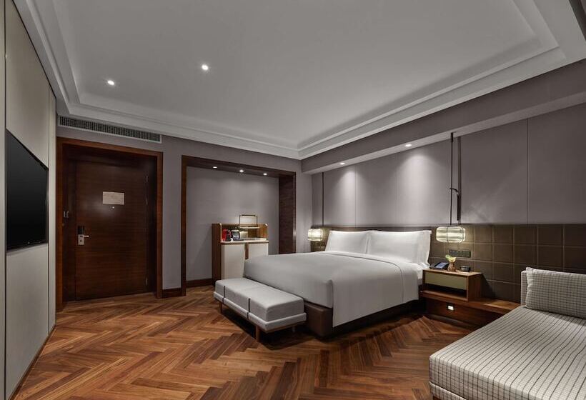 اتاق پرمیوم, Hilton Shanghai Hongqiao