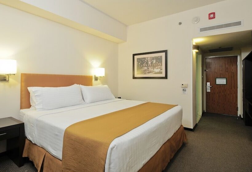 اتاق استاندارد, Holiday Inn Uruapan, An Ihg